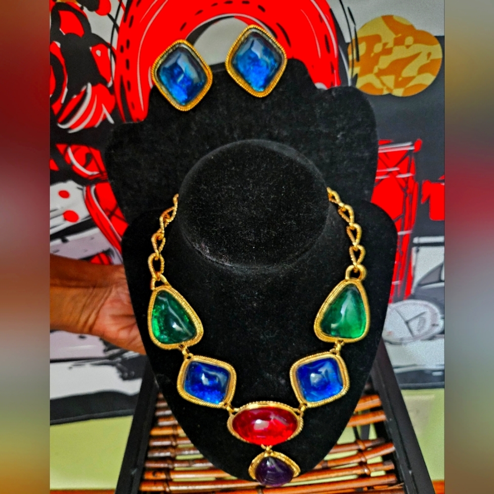 Vintage KJL Avon Necklace Set